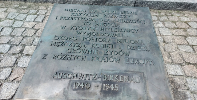 auschwitz22526